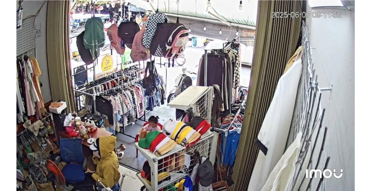 Cần sang nhượng mặt bằng shop đồ si ngay chợ Cẩm Lệ Đà Nẵng 