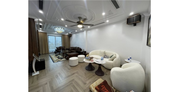 MẶT PHỐ NGÔ GIA TỰ-NHÀ ĐẸP DÂN XÂY-92M 30TỶ-THANG MÁY-FULL NỘI THẤT-KI