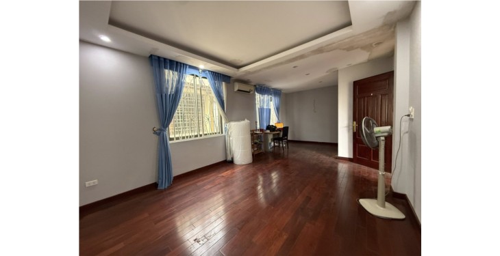 BIỆT THỰ SÂN VƯỜN-MẶT NGÕ ÔTÔ-GẦN HỒ-FULL NỘI THÂT-Ở NGAY-160M 5T 17xT