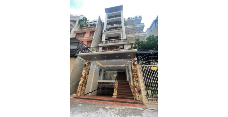 Bán nhà Phố Lạc Long Quân, 8 tầng thang máy, 130m2, Oto dừng đỗ