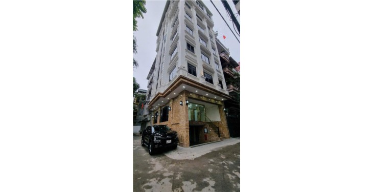 Bán nhà Phố Hoàng Quốc Việt, 9 tầng thang máy doanh thu 200 tr/ tháng