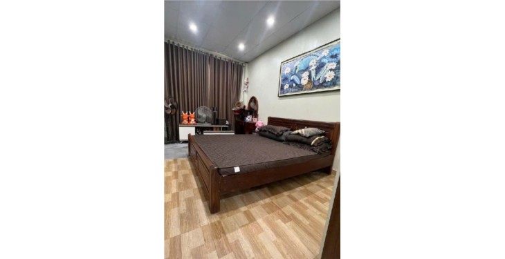 BÁN ĐẤT TẶNG NHÀ 2T-55M 5xTỶ-ÔTÔ ĐỖ CỬA-50M RA PHỐ NGUYỄN KHOÁI HOÀNG 